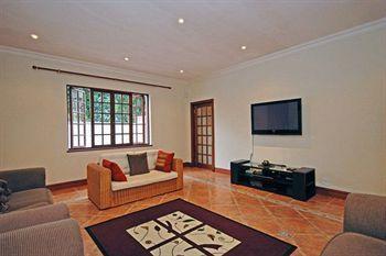 354 On York Avenue Hotel Randburg Exterior foto